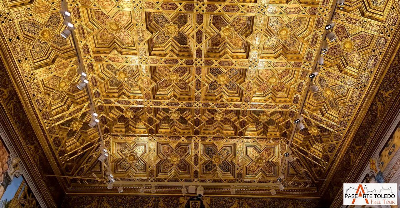 Artesonado del techo de la sala capitular Artesonado del techo de la sala capitular
